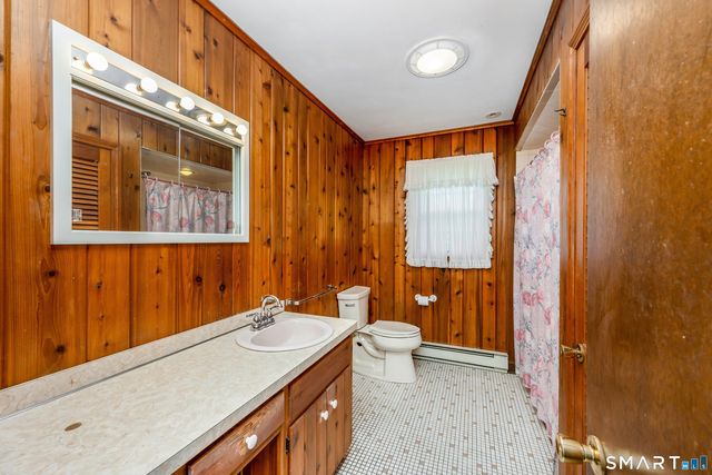 14 Abbey Lane, Shelton, CT 06484