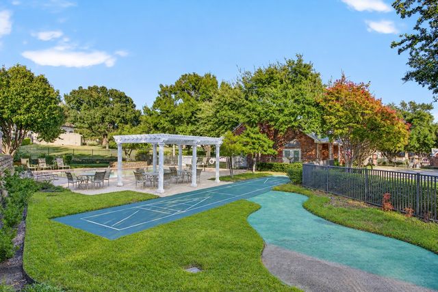6123 Welden Court, Fort Worth, TX 76132
