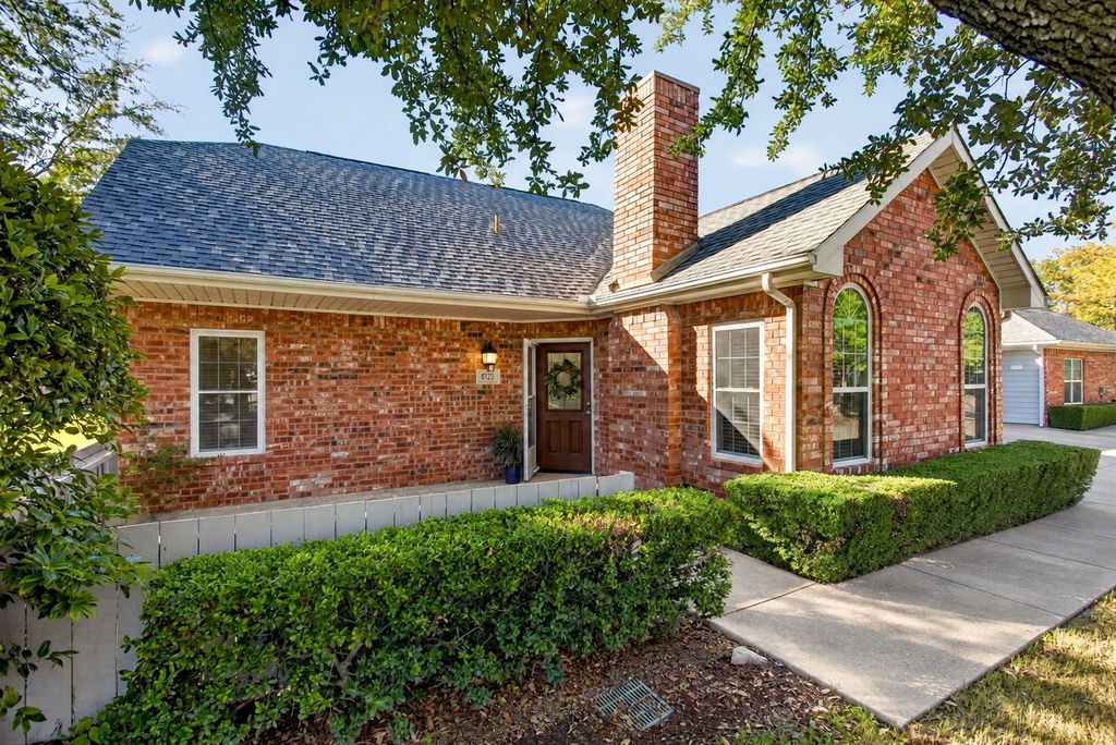 6123 Welden Court, Fort Worth, TX 76132 — photo 2