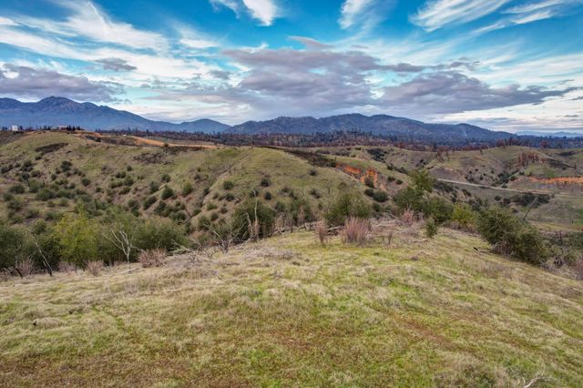 Cloverdale Road, Anderson, CA 96007