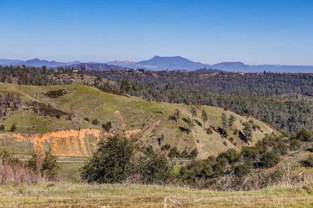 Cloverdale Road, Anderson, CA 96007