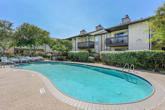 1500 Bay Area Boulevard 294, Houston, TX 77058