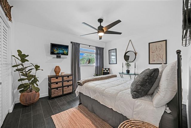 450 SE 7th St 210, Dania Beach, FL 33004