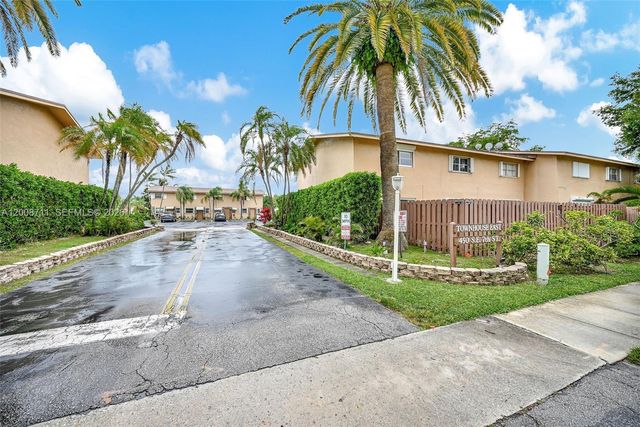 450 SE 7th St 210, Dania Beach, FL 33004