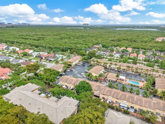 450 SE 7th St 210, Dania Beach, FL 33004
