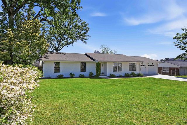 205 Wadsworth Road, Spartanburg, SC 29301