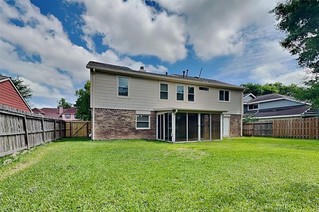 2330 Wren Meadow Road, Richmond, TX 77406