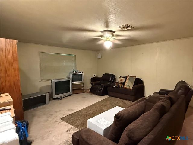 5916 Fm 1090, Port Lavaca, TX 77979