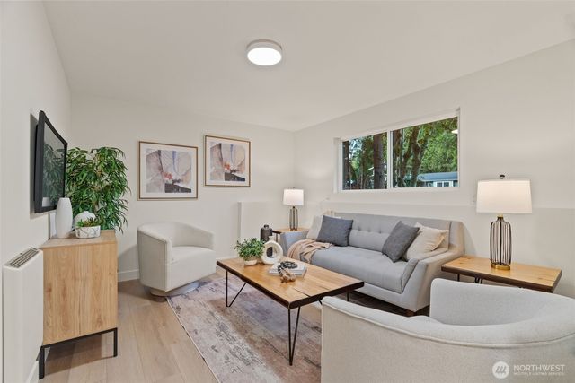 2709 229th Place NE, Sammamish, WA 98074