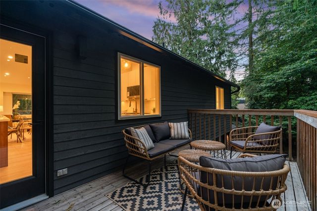 2709 229th Place NE, Sammamish, WA 98074