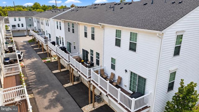 14 MANCHESTER DR, Hatboro, PA 19040