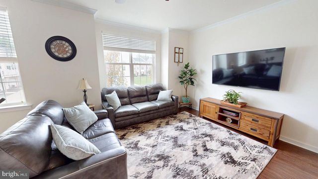 14 MANCHESTER DR, Hatboro, PA 19040