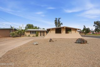 3002 N Jackson Avenue, Tucson, AZ 85719