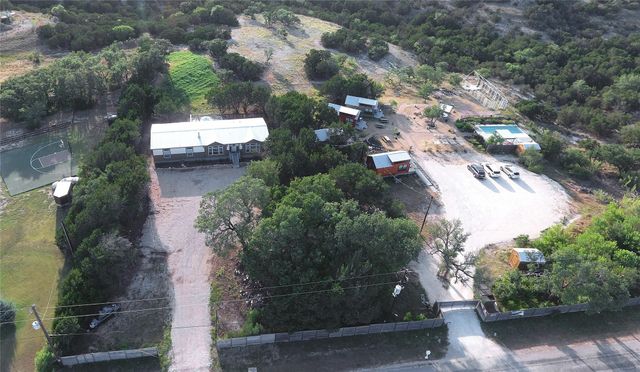 806 Bell Springs RD, Dripping Springs, TX 78620