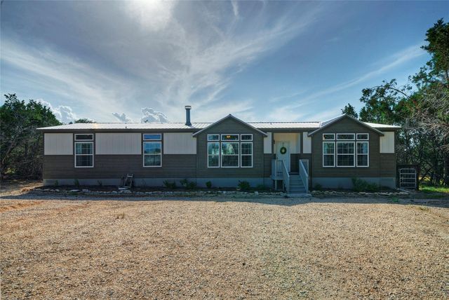 806 Bell Springs RD, Dripping Springs, TX 78620