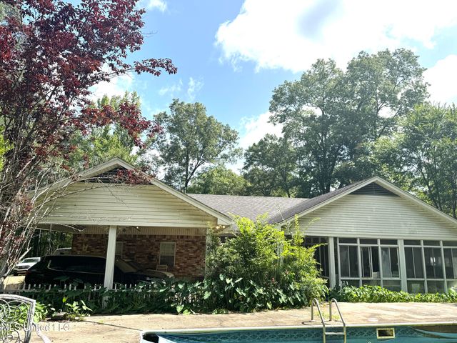 109 Herring Drive, Raymond, MS 39154