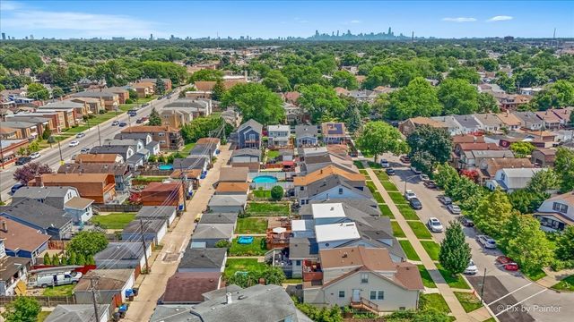 5942 W Thorndale Avenue, Chicago, IL 60646