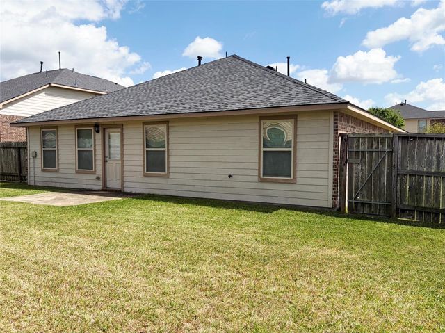 2022 Wellfleet Crossing, Fresno, TX 77545