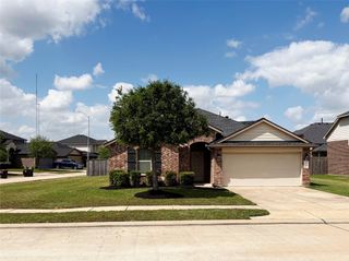 2022 Wellfleet Crossing, Fresno, TX 77545