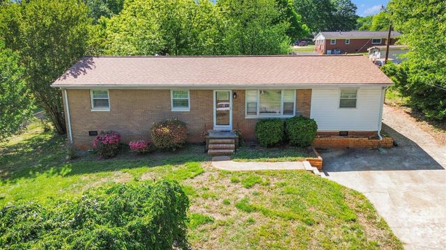 1907 Alpine Lane, Gastonia, NC 28054