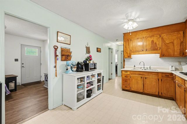 1907 Alpine Lane, Gastonia, NC 28054