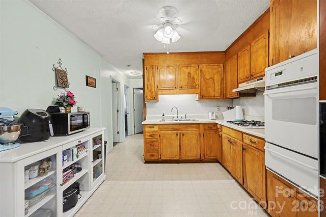1907 Alpine Lane, Gastonia, NC 28054