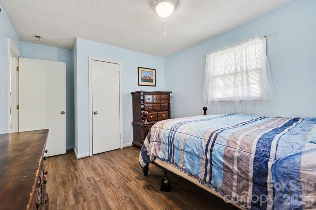 1907 Alpine Lane, Gastonia, NC 28054