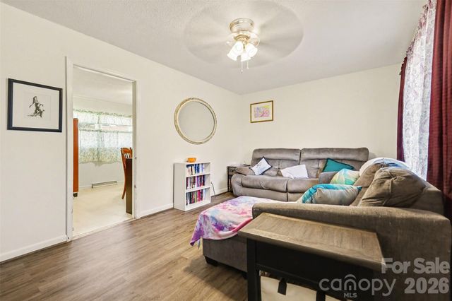 1907 Alpine Lane, Gastonia, NC 28054