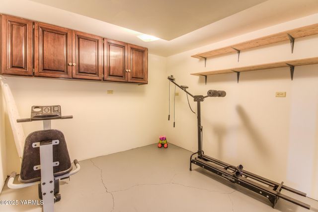 541 Basalt Springs Way, Naches, WA 98937