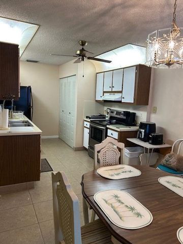 3489 Rossi Court, West Palm Beach, FL 33417