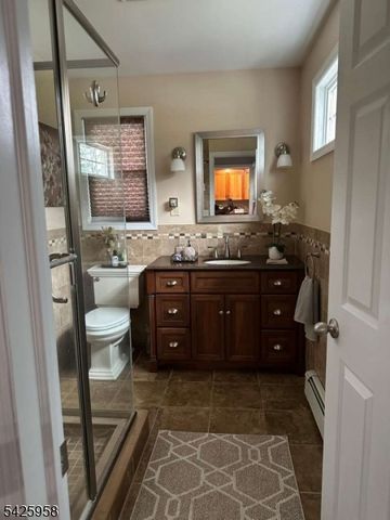 15 Sweetwood Ct, Parsippany-troy Hills Twp., NJ 07054