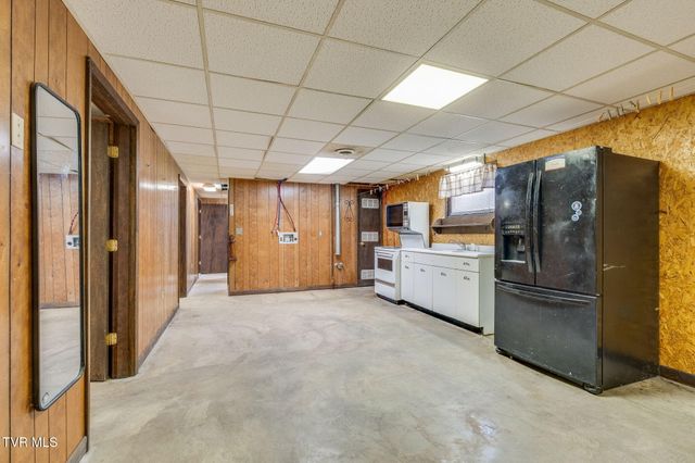 309 Hill Avenue, Surgoinsville, TN 37873