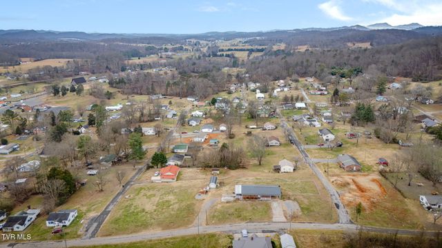 309 Hill Avenue, Surgoinsville, TN 37873