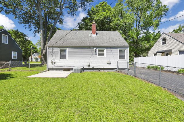 142 N Kellner Road, Columbus, OH 43209