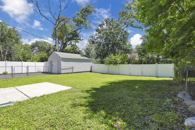 142 N Kellner Road, Columbus, OH 43209
