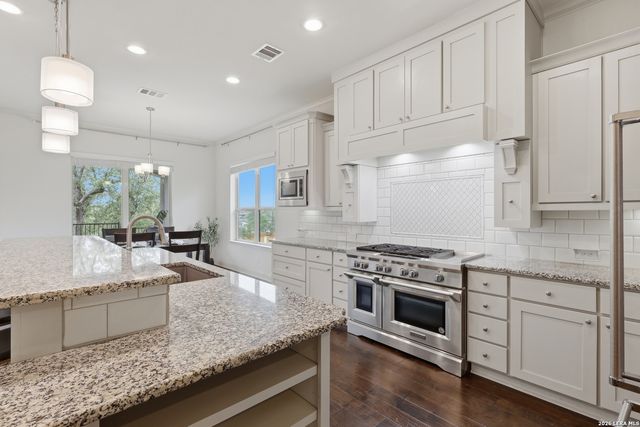 27151 Montana Pass, San Antonio, TX 78260