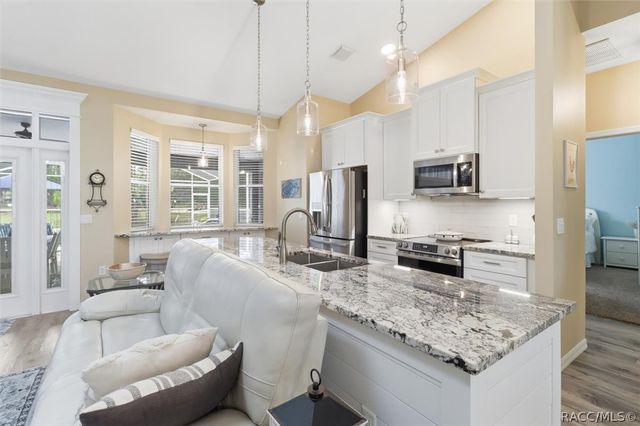4093 W Pine Ridge Boulevard, Beverly Hills, FL 34465