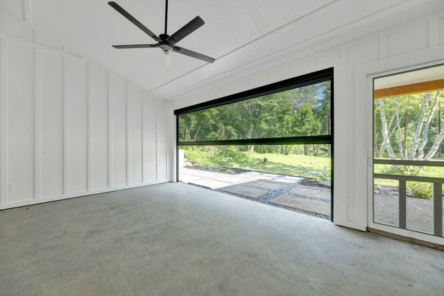 9700 N HELENE CV, Millington, TN 38053