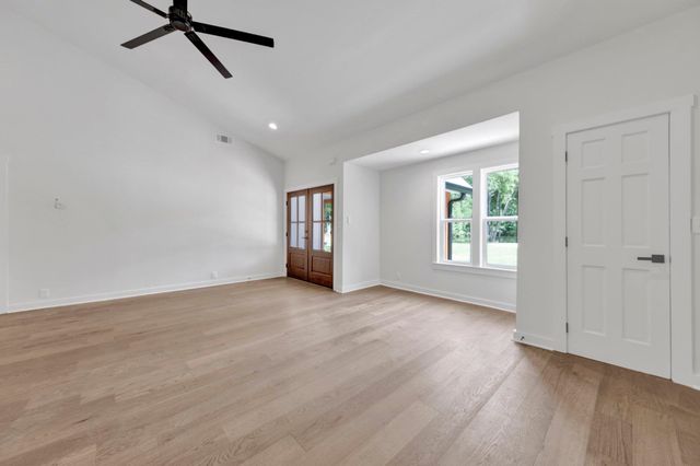 9700 N HELENE CV, Millington, TN 38053