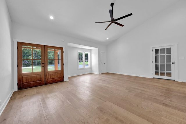 9700 N HELENE CV, Millington, TN 38053