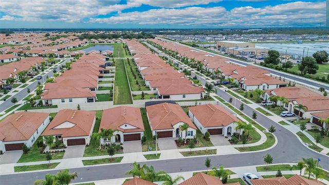 17403 HOLLY WELL AVENUE, Wimauma, FL 33598
