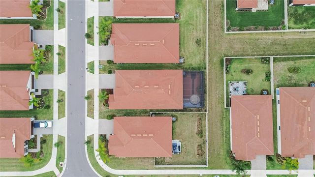 17403 HOLLY WELL AVENUE, Wimauma, FL 33598