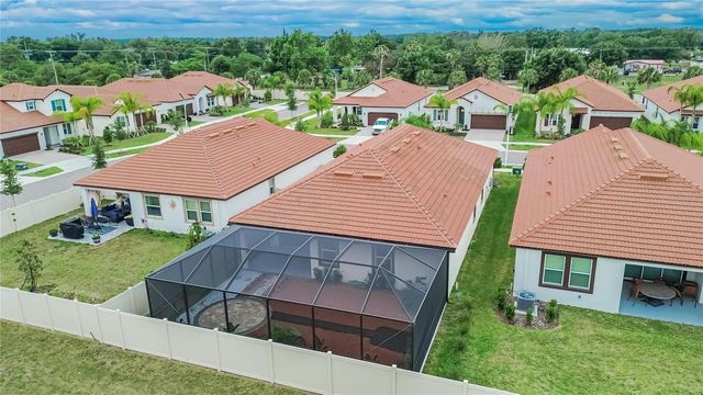 17403 HOLLY WELL AVENUE, Wimauma, FL 33598