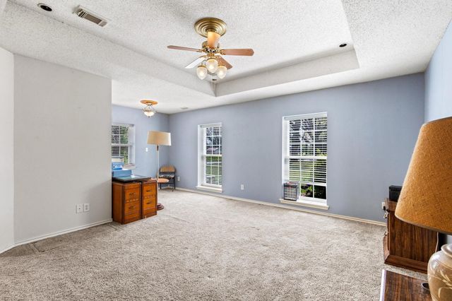 1252 W 12th Street, Bonham, TX 75418
