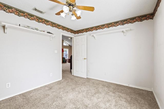 1252 W 12th Street, Bonham, TX 75418