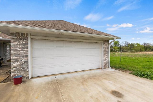 1252 W 12th Street, Bonham, TX 75418