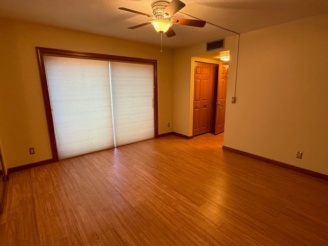 4043 Palm Bay Circle B, West Palm Beach, FL 33406