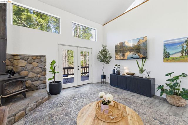 19565 Wanita Ln, Twain Harte, CA 95383