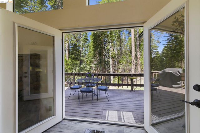 19565 Wanita Ln, Twain Harte, CA 95383