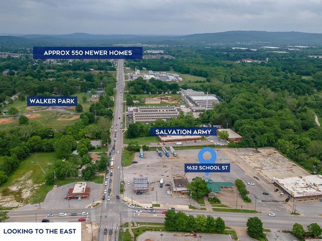 1632 S School Avenue, Fayetteville, AR 72701